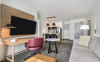 Staybridge Suites Toledo - Maumee by IHG