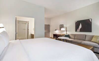 Staybridge Suites Toledo - Maumee by IHG