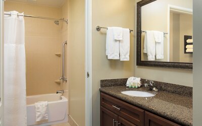 Staybridge Suites Toledo - Maumee by IHG