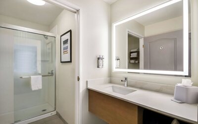 Staybridge Suites Toledo - Maumee by IHG