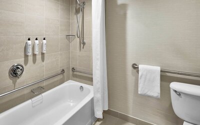 Delta Hotels by Marriott Toledo