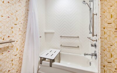 Holiday Inn & Suites Toledo Southwest - Perrysburg by IHG