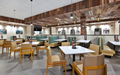 Holiday Inn & Suites Toledo Southwest - Perrysburg by IHG