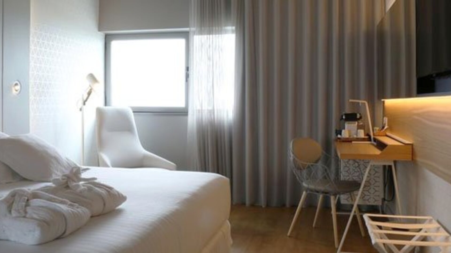 Hotel Occidental Atenea Mar - Adults Only