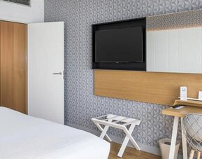 Hotel Occidental Atenea Mar - Adults Only