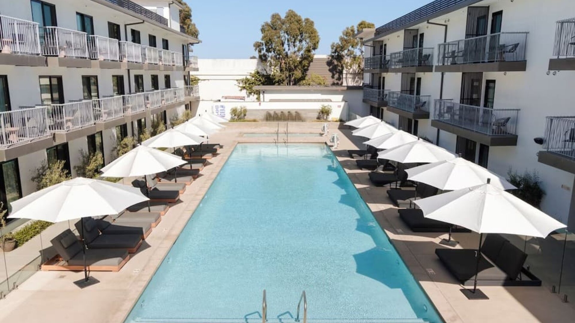 Stunning outdoor pool at Lum Hotel Inglewood.