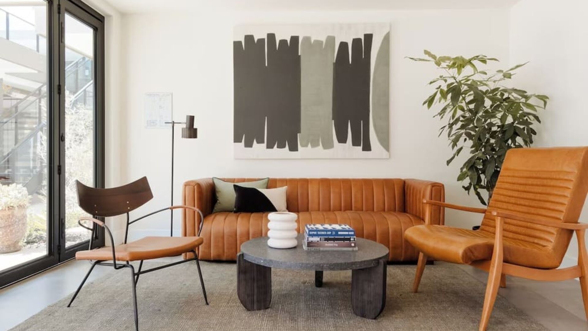 Coworking space at Lum Hotel Inglewood.