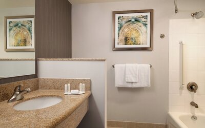 Courtyard by Marriott Ewing Princeton