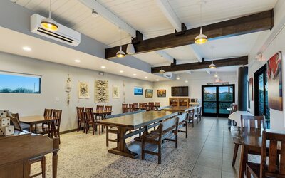 Hotel McCoy Tucson - Art, Coffee, Beer, Wine