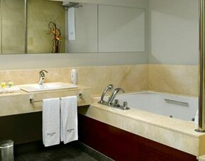 Hotel Sercotel Ciutat De Montcada