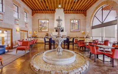 Comfort Suites Tucson near Sabino Canyon