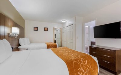 Comfort Suites Tucson near Sabino Canyon