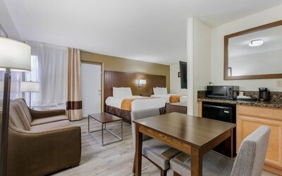 Comfort Suites Tucson near Sabino Canyon