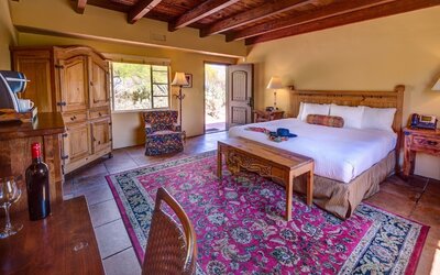 Hacienda Del Sol Guest Ranch Resort