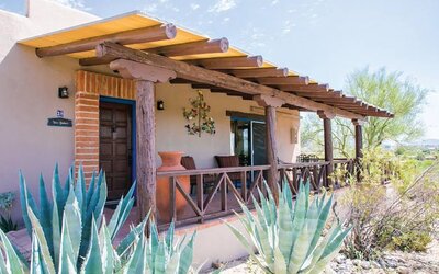 Hacienda Del Sol Guest Ranch Resort