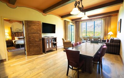 Hacienda Del Sol Guest Ranch Resort