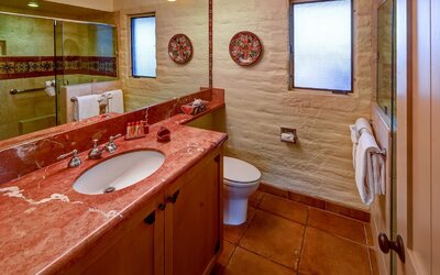 Hacienda Del Sol Guest Ranch Resort