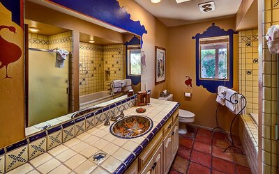 Hacienda Del Sol Guest Ranch Resort