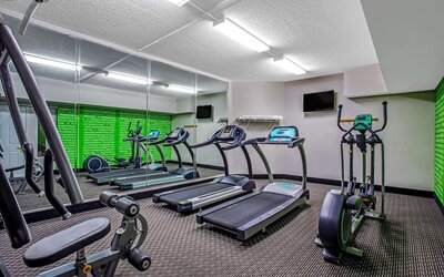 La Quinta Inn & Suites by Wyndham Tucson Airport