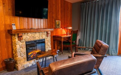 Mount Lemmon Lodge