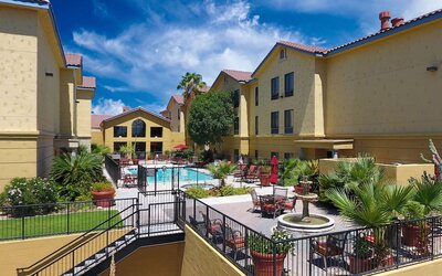 Hampton Inn & Suites Tucson-Mall