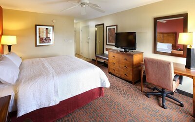 Hampton Inn & Suites Tucson-Mall