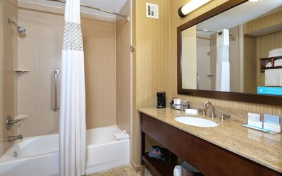 Hampton Inn & Suites Tucson-Mall