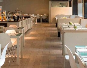 NH Collection Barcelona Constanza