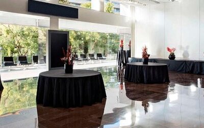 NH Collection Barcelona Constanza