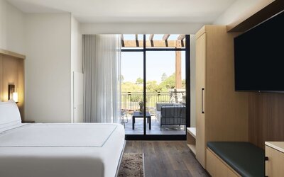 The Eddy Hotel Tucson, Tapestry Collection By Hilton