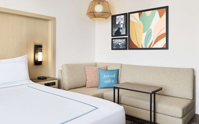 The Eddy Hotel Tucson, Tapestry Collection By Hilton