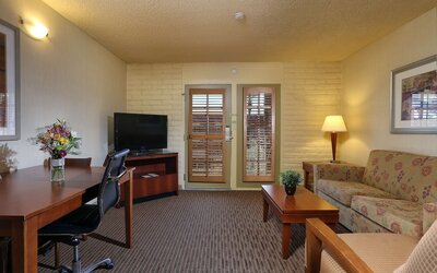 DoubleTree Suites by Hilton Tucson Airport