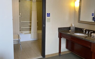 DoubleTree Suites by Hilton Tucson Airport