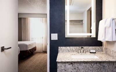 Embassy Suites by Hilton Tucson East