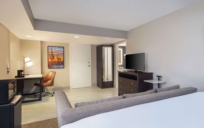 Embassy Suites by Hilton Tucson East