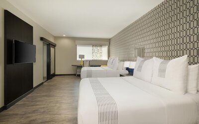 GLō Best Western Tulsa East Route 66