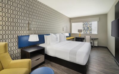 GLō Best Western Tulsa East Route 66