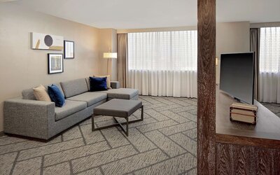 DoubleTree by Hilton Tulsa Downtown