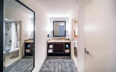 DoubleTree by Hilton Tulsa Downtown