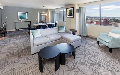 Room, 2 Queen Beds, River View