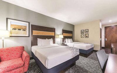 La Quinta Inn & Suites by Wyndham Tulsa - Catoosa Route 66