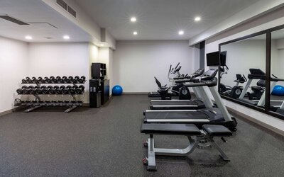 La Quinta Inn & Suites by Wyndham Tulsa Downtown/Route 66