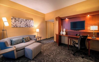 Courtyard by Marriott Tulsa Downtown