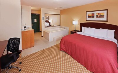 Country Inn & Suites by Radisson, Tulsa, OK