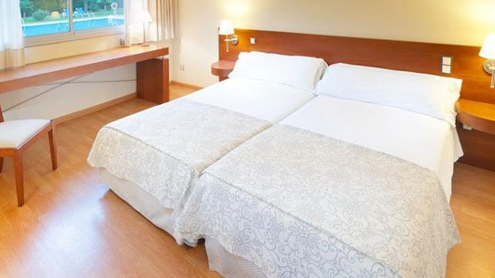 Ramada Valencia Almussafes