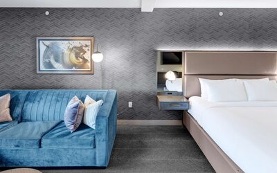 Tulsa Club Hotel, Curio Collection by Hilton