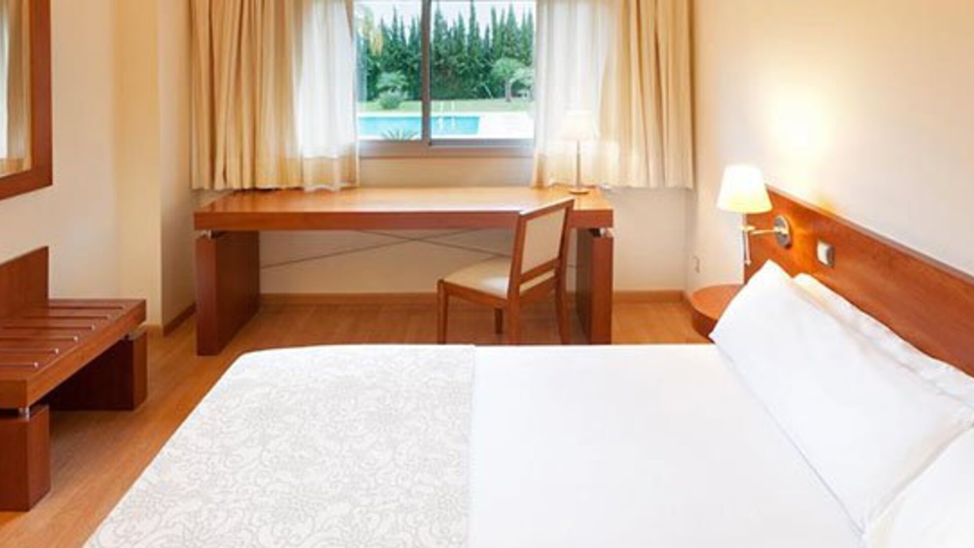 Ramada Valencia Almussafes