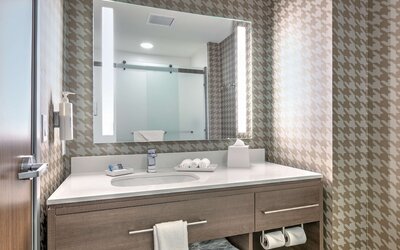 Home2 Suites By Hilton Tulsa Airport