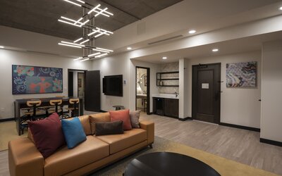 Hotel Indigo Tulsa DWTN-Entertainment Area by IHG