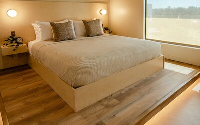 Brut Hotel